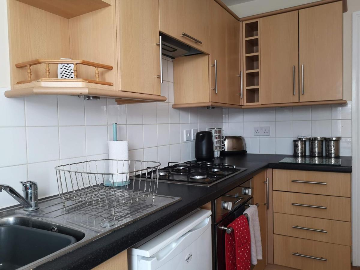 Coastal Escape Deal - 2 Bedroom House -Short Lets & Serviced Accommodation Экстерьер фото